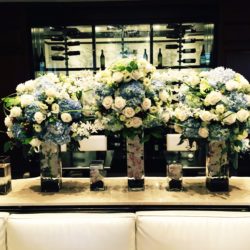 event flowers - blue and white