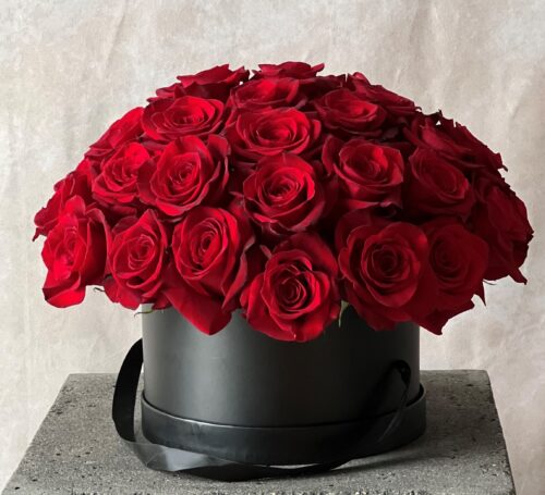 Valentine's Day - Luxury Hat Box Roses